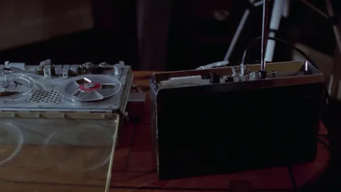 Финиковая косточка — кадр 7