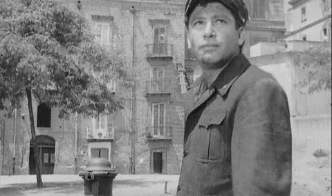 Четыре дня Неаполя — кадр 3