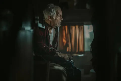 В огне — кадр 6