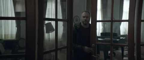Муза — кадр 6