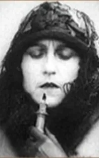 Анна Земцова