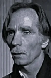 Уилли Холт