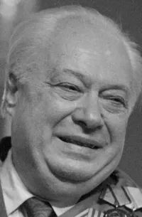 Николай Озеров