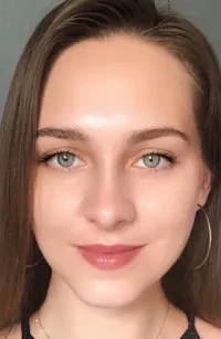 Яна Голт
